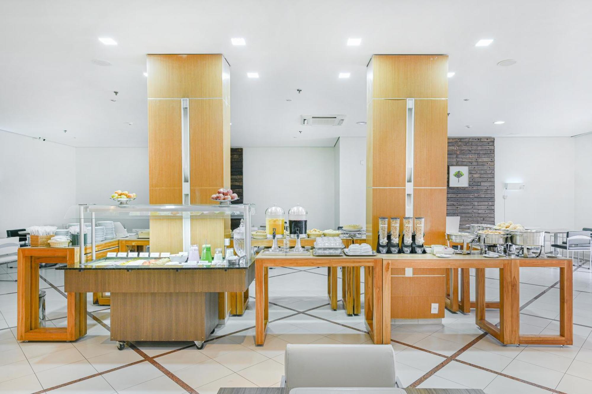 Hotel Nacional Inn Cuiaba Екстер'єр фото